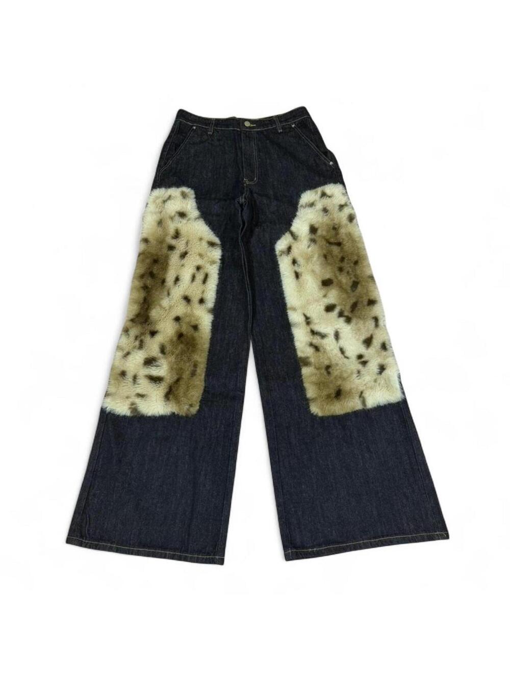 Faux fur patchwork lightweight jeans with a unique design